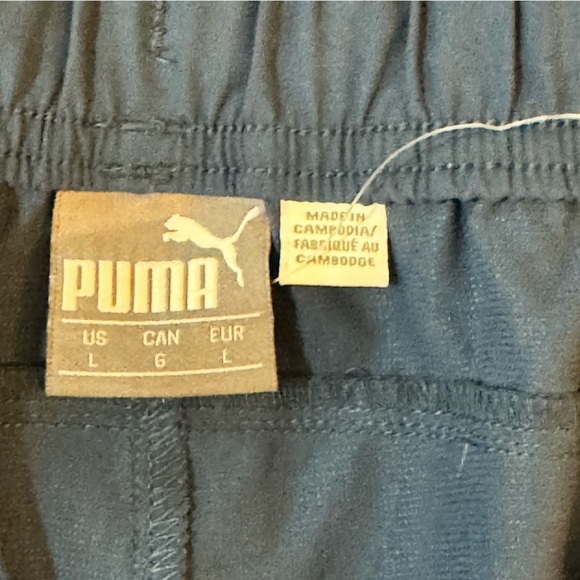 Puma Blue Athletic Shorts with Elastic Waistband
#1133 - Picture 5 of 7